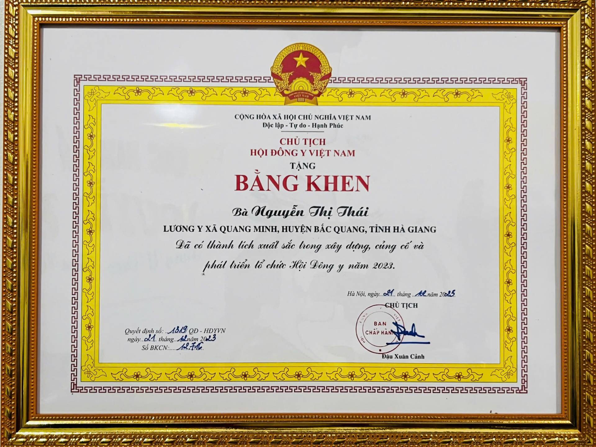giai thuong 18 scaled